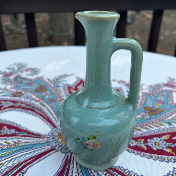 Vintage Miniature Vase - Picture 10 of 10